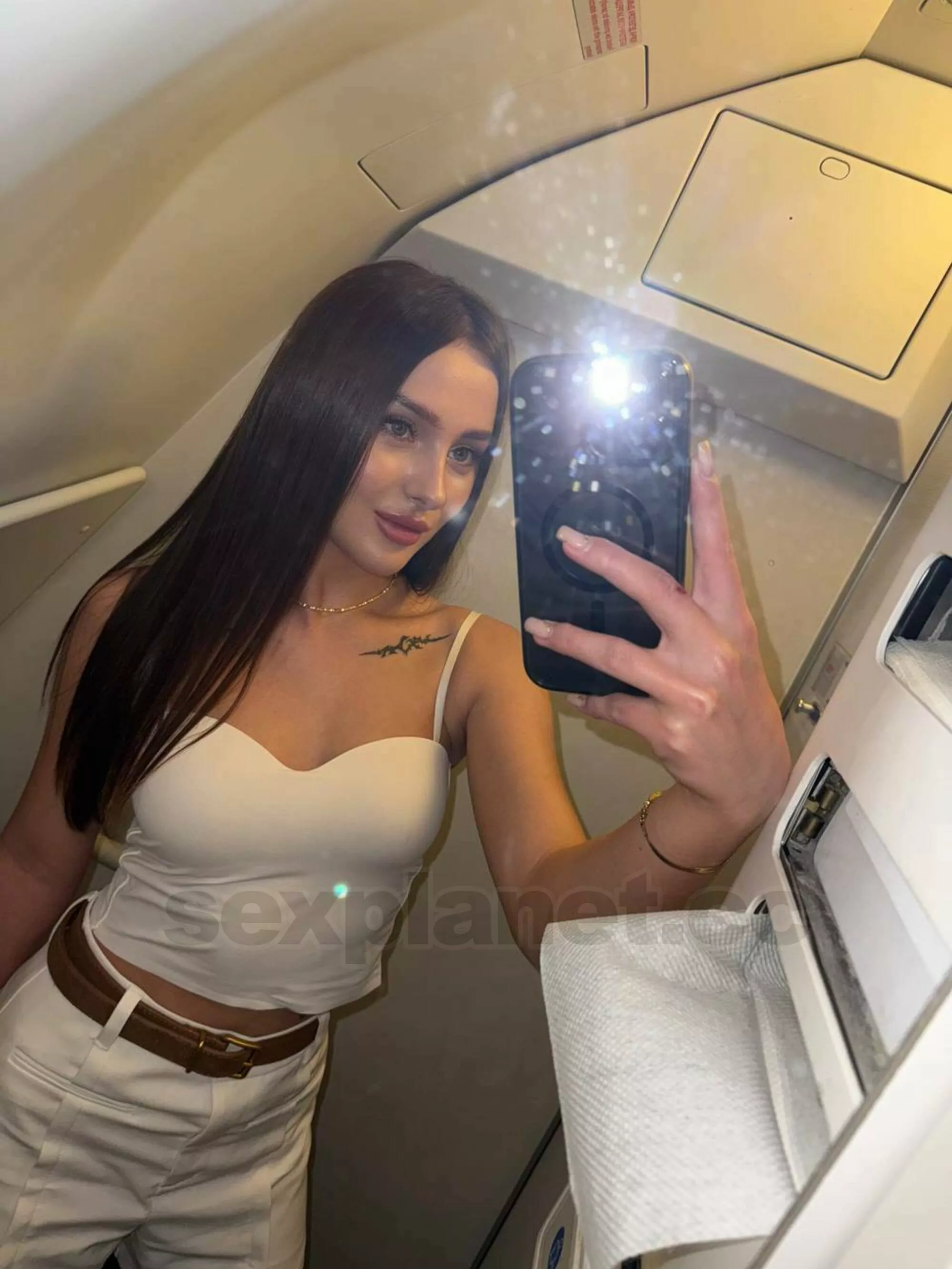 Давалка  Милана  💦 ублажит тебя. ⚠️⚠️ Ты попал в нужное место. Просто выбирай себе  девушку!